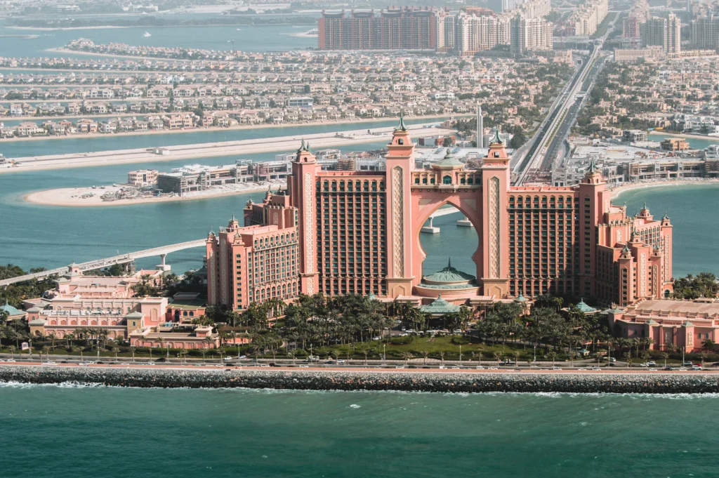 palm jumeirah hotel dubai